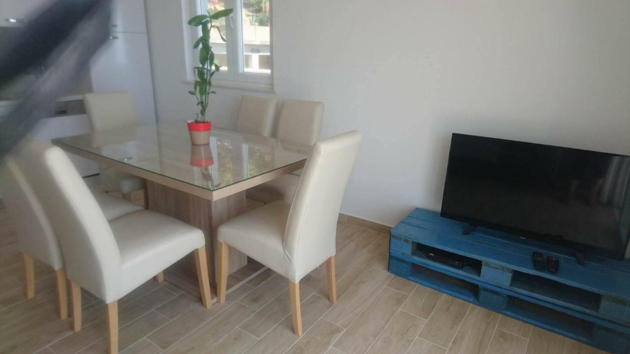 Apartment Adam Zavalatica Eksteriør billede